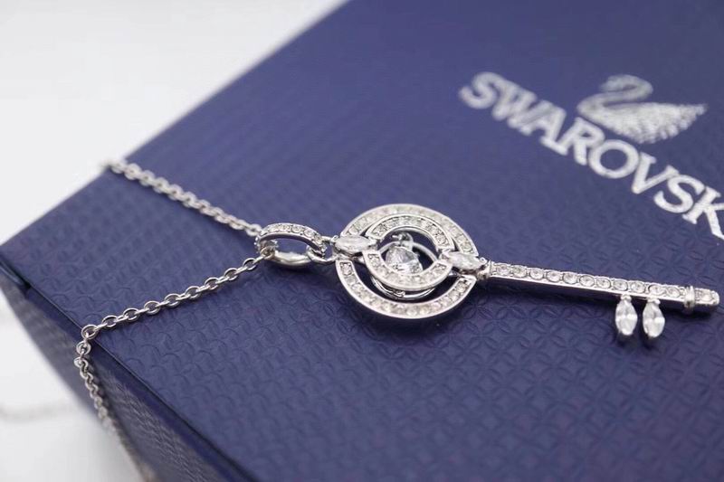 Swarovski Necklace 01lyr07 (3)